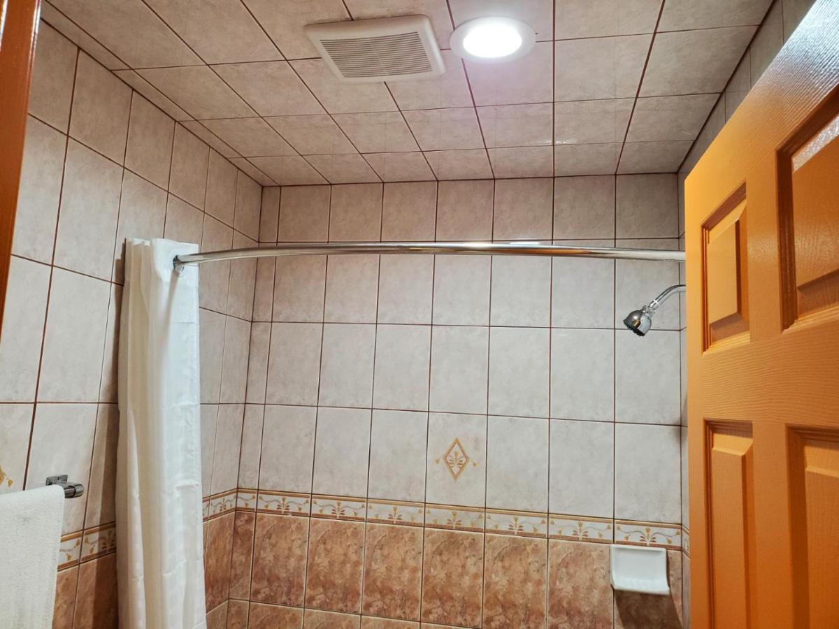 Sunrise Inn Саут Гейт Екстериор снимка